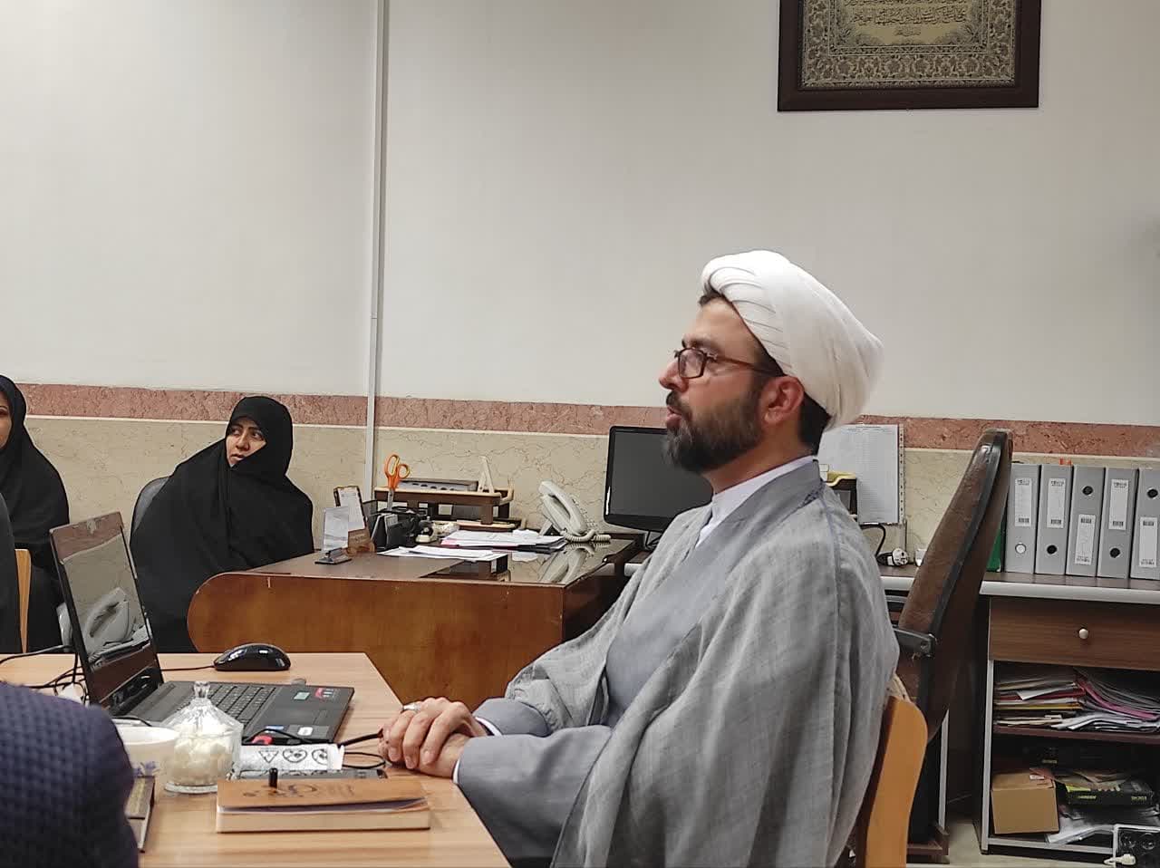 برگزاری نشست هم اندیشی با موضوع امربه معروف و نهی از منکر و پاسخ به شبهات